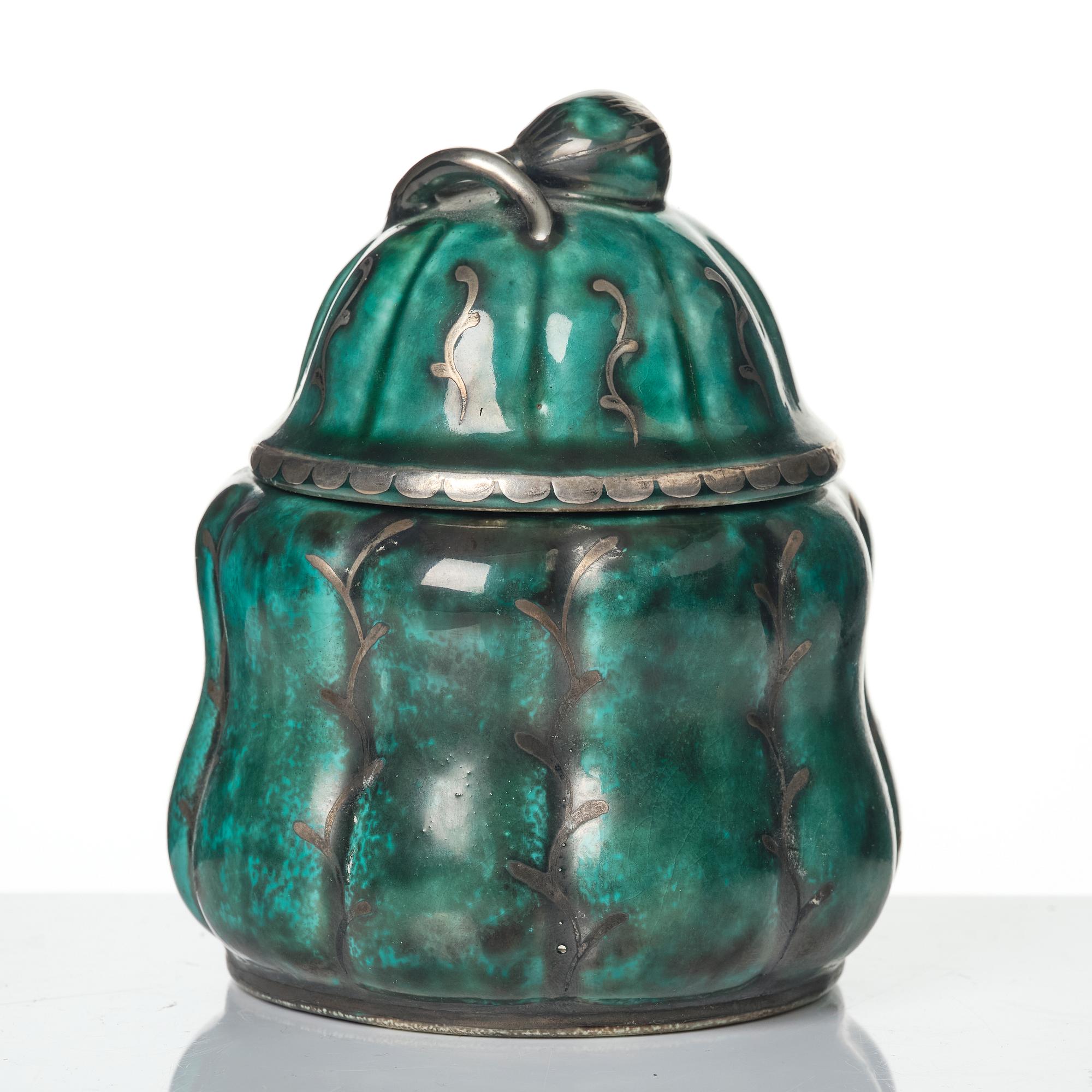Wilhelm Kåge, a collection of ceramic, mostly "Argenta", 49 pieces, Gustavsberg, Sweden, 1930's-60's.