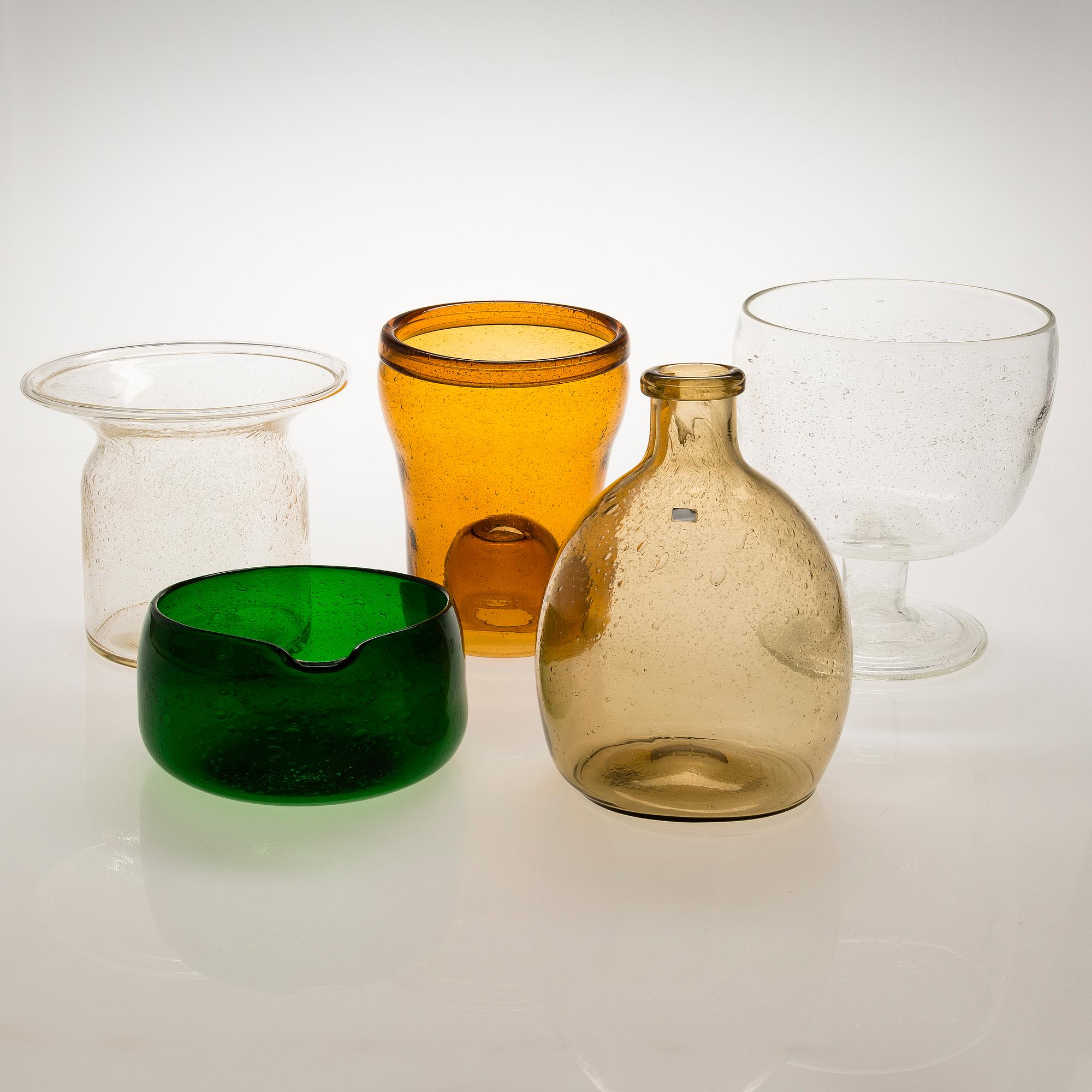 KAJ FRANCK, A set of five art glass objects "Sargasso", signed Nuutajarvi Notsjö.
