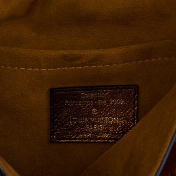 Louis Vuitton Limited Edition Monogram Epices Kalahari GM Bag.