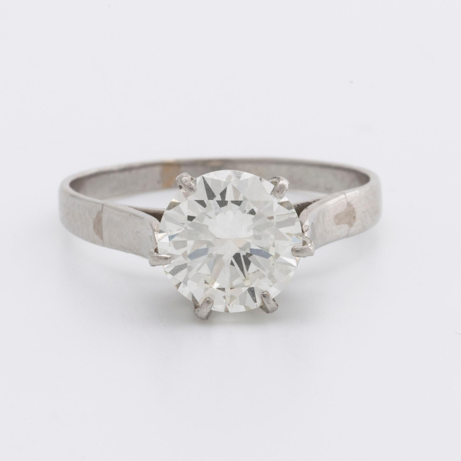 RING 18K whitegold  brilliant-cut diamond approx 1,7 ct approx H-I VS.