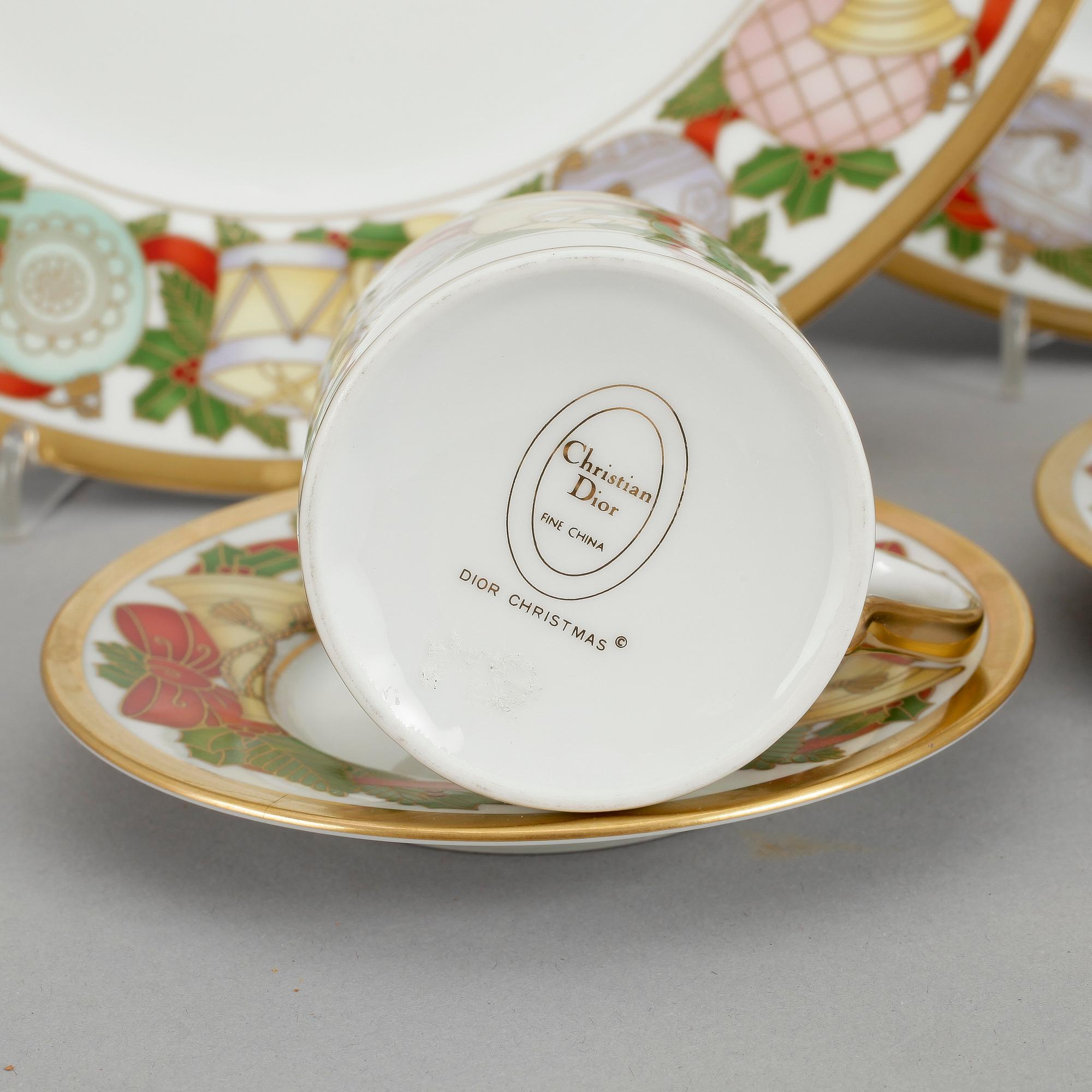 SERVISDELAR, 4st, porslin, "Dior Christmas", Christian Dior, Frankrike, tillverkad mellan 1991-96.