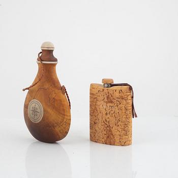 Tore Sunna and Per Erik Nilsson, two birch flasks, signed.