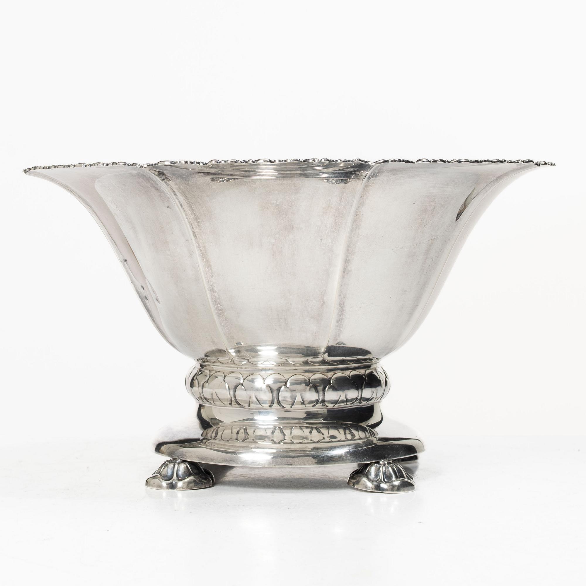 Kultakeskus Oy, skål på fot, silver, Tavastehus, Finland, 1934.