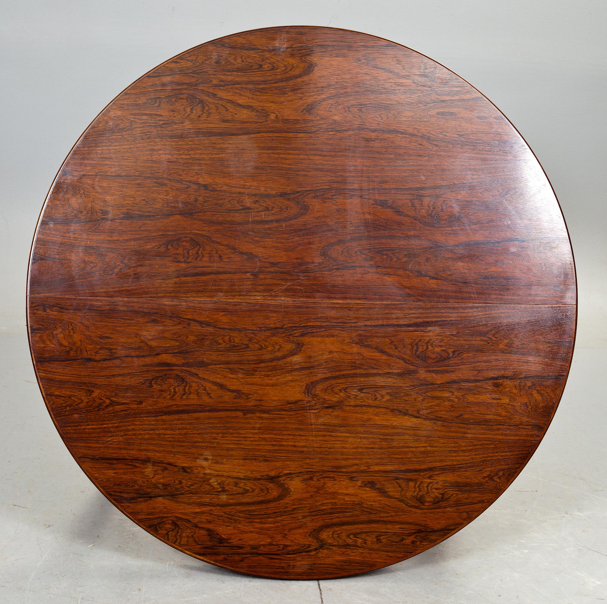 MATBORD, troligen Omann Junior för Omann Jun Möbelfabrik, 1900-talets andra hälft.