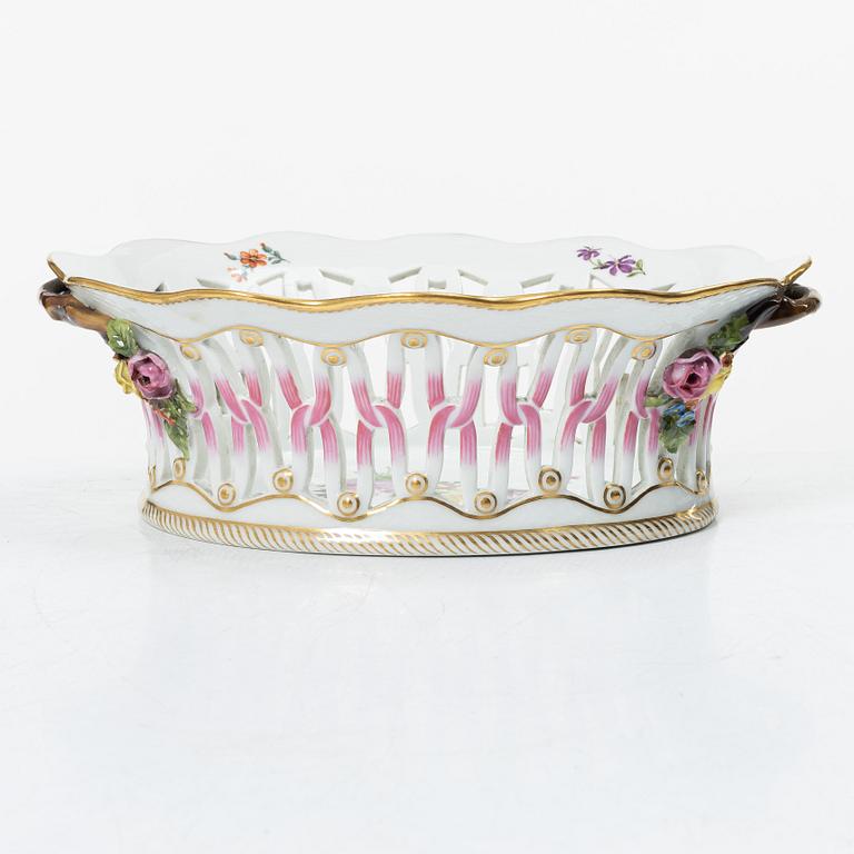 Royal Copenhagen, a lattice bowl and stand, 'Saxon Flower', Denmark, 1889-1922.