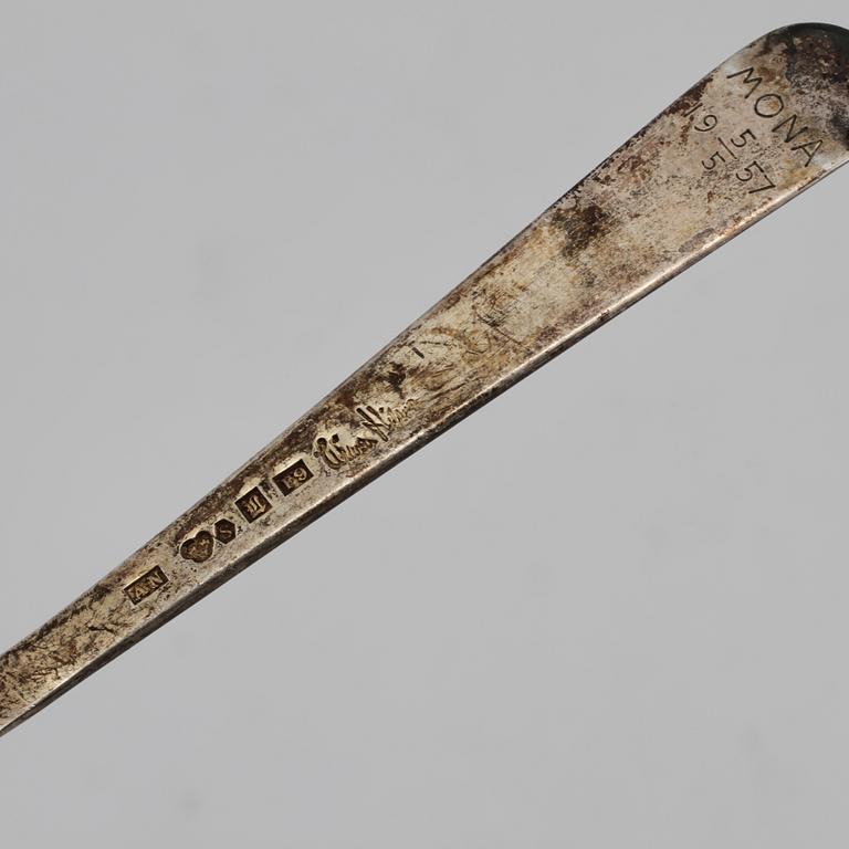 KAFFESKEDAR, 2 st, silver, Wiwen Nilsson, Lund, 1956 respektive 1960. Vikt  23 g.