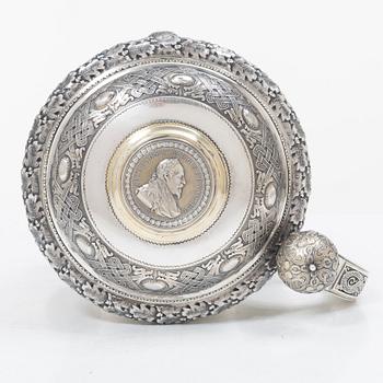 Karl Anderson, Dryckeskanna, silver, Stockholm 1906.