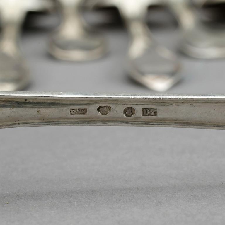 TESKEDAR, 23 delar, silver, Stockholm 1907 - 1932. 416 gram.