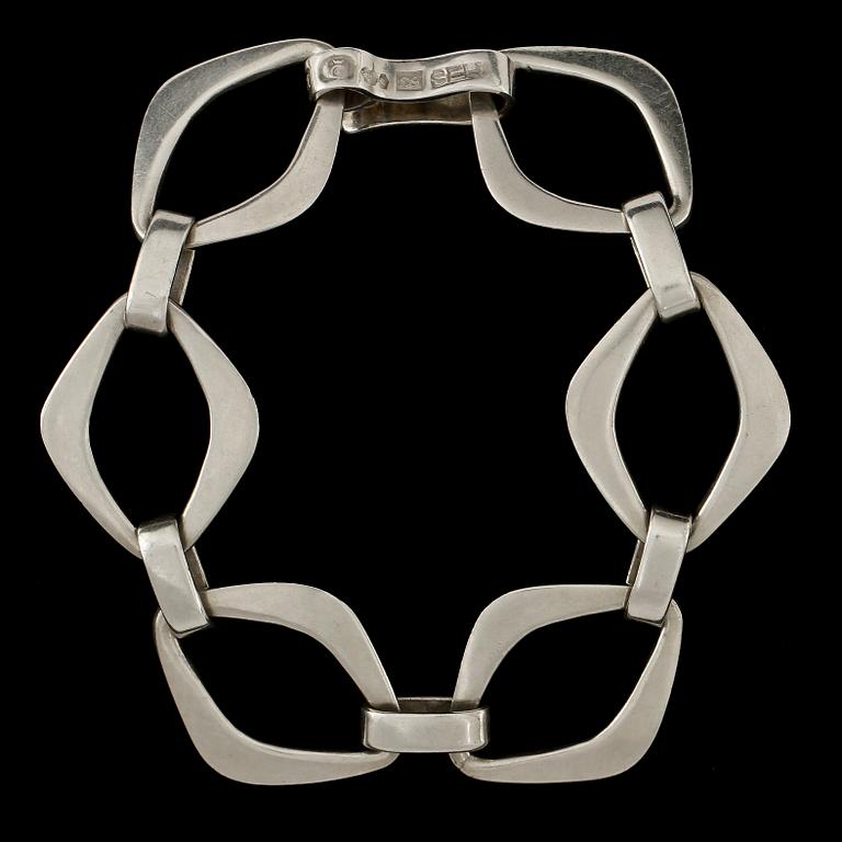 HALSLÄNK samt ARMLÄNK, silver, Sven-Erik Högberg, Göteborg, 1968. Vikt 124 g.