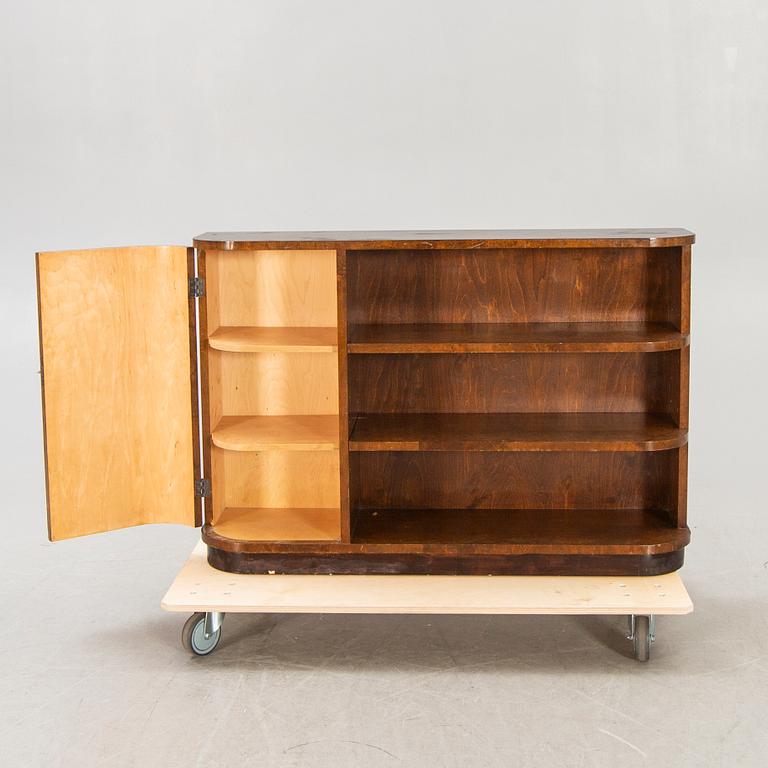 An Art deco 1930/40s birch book case.