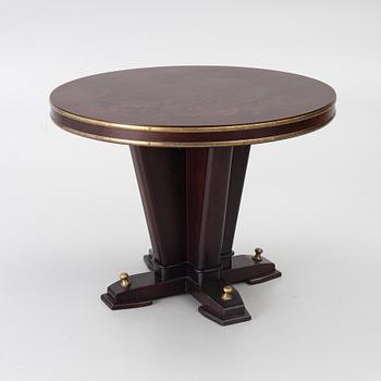 Occasional table, 20th century.