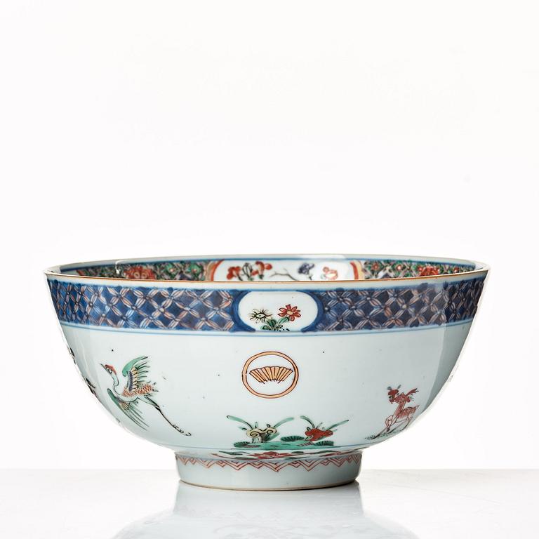 Bålskål, porslin. Qingdynastin, Kangxi (1662-1722).