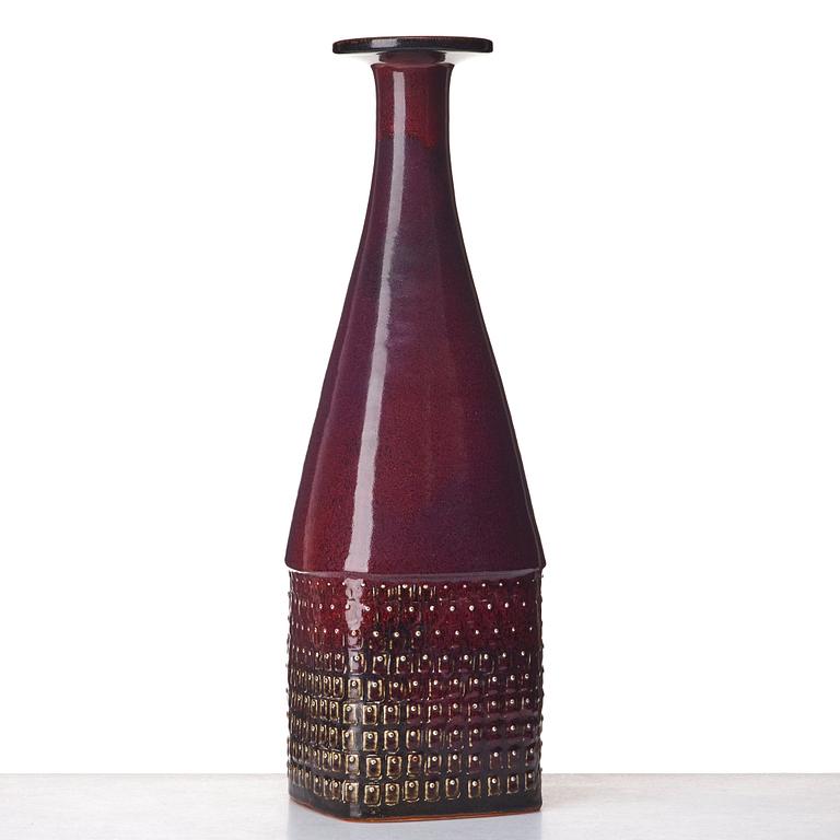 Stig Lindberg, a stoneware sang de boeuf glazed floor vase, Gustavsberg Studio, Sweden 1970.