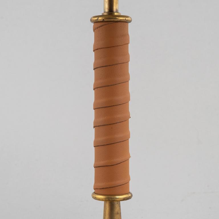 Bertil Brisborg, a model "31044" table lamp, Nordiska Kompaniet 1940s.