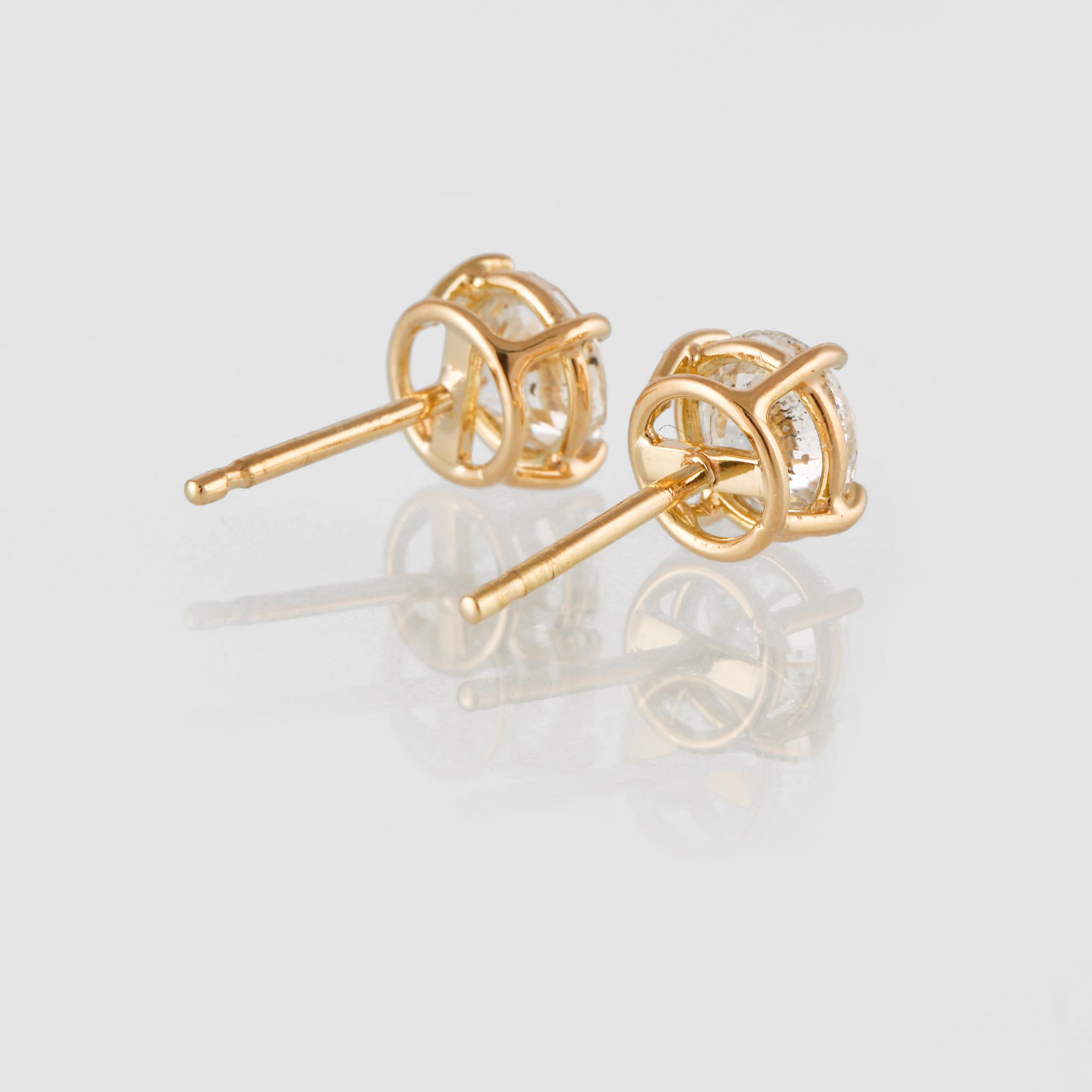 ÖRHÄNGEN, 18K guld med briljantslipade diamanter 1.88 ct. Vikt 2,2 gram.