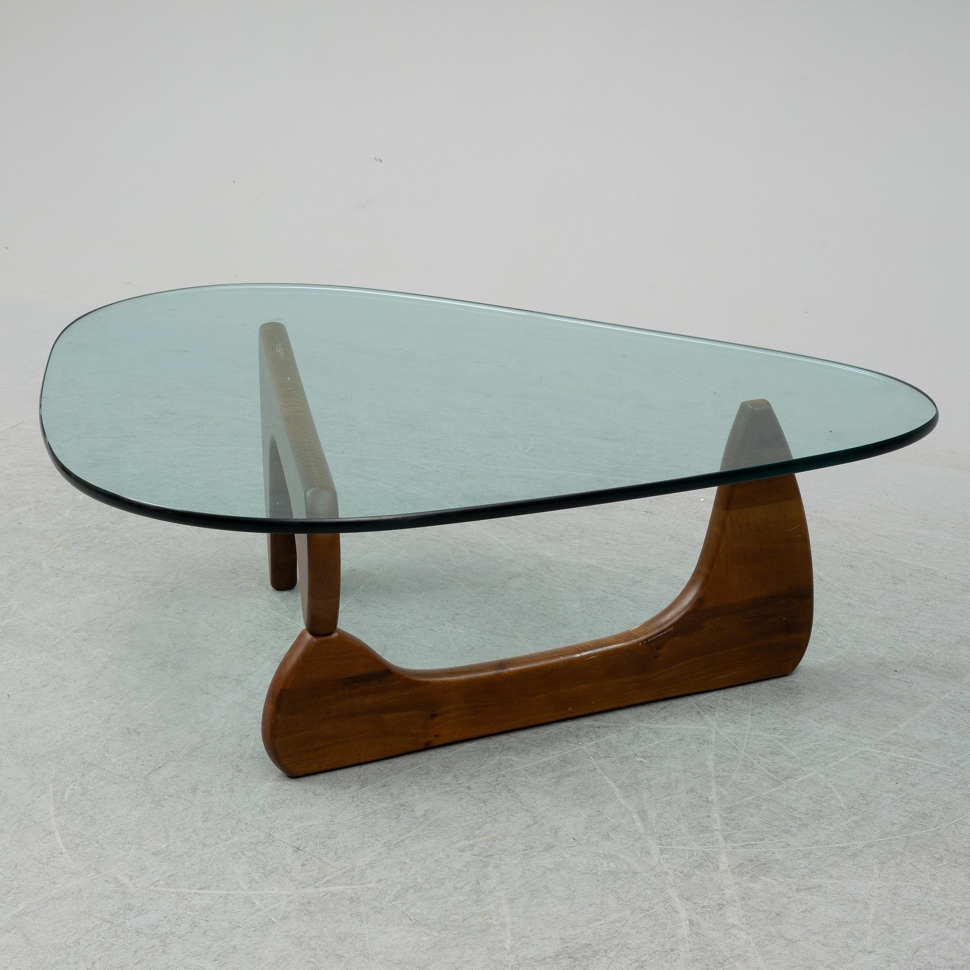 ISAMU NOGUCHI, soffbord, Vitra.