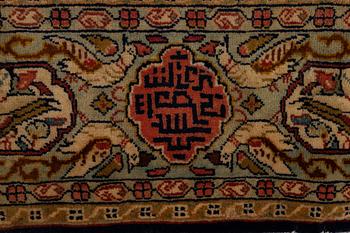 Carpet, oriental figural, ca 264 x 157 cm.