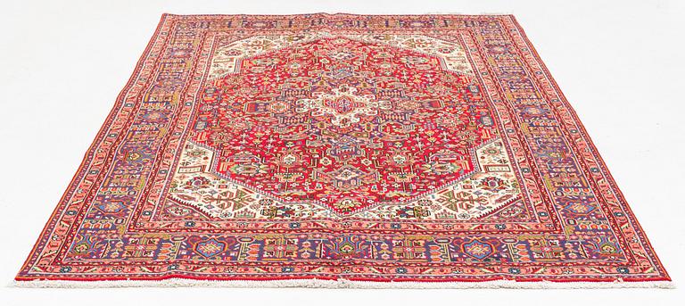 Matta, Täbris, ca 300 x 200 cm.