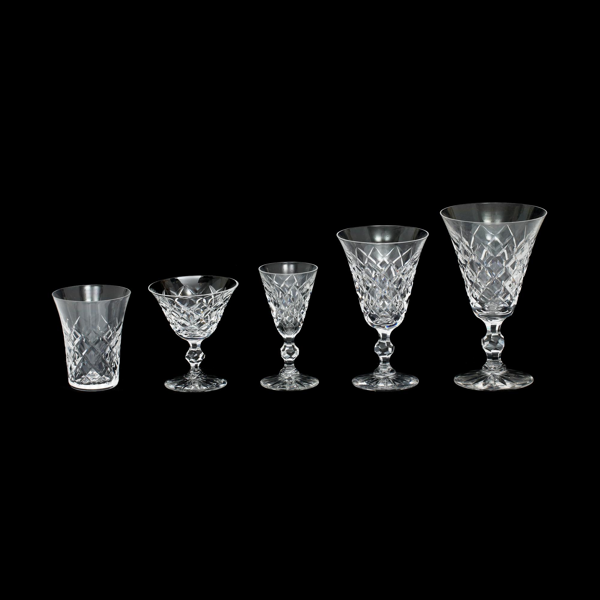 GLASSERVIS, 88 delar, 1900-talets andra hälft.