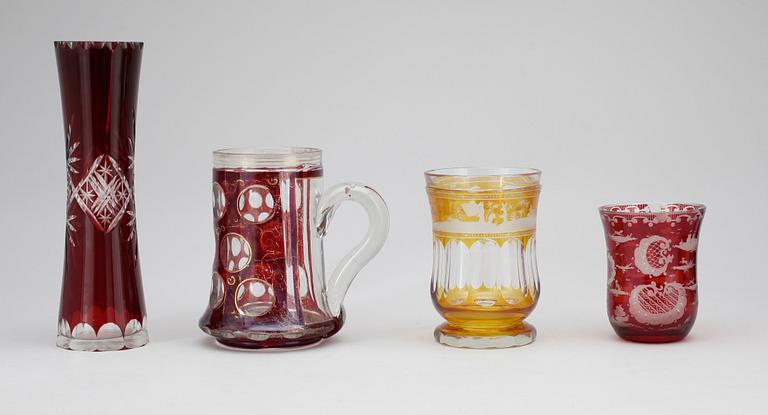 PARTI GLAS, 8 delar, bla Böhmiskt, 1800/1900-tal.