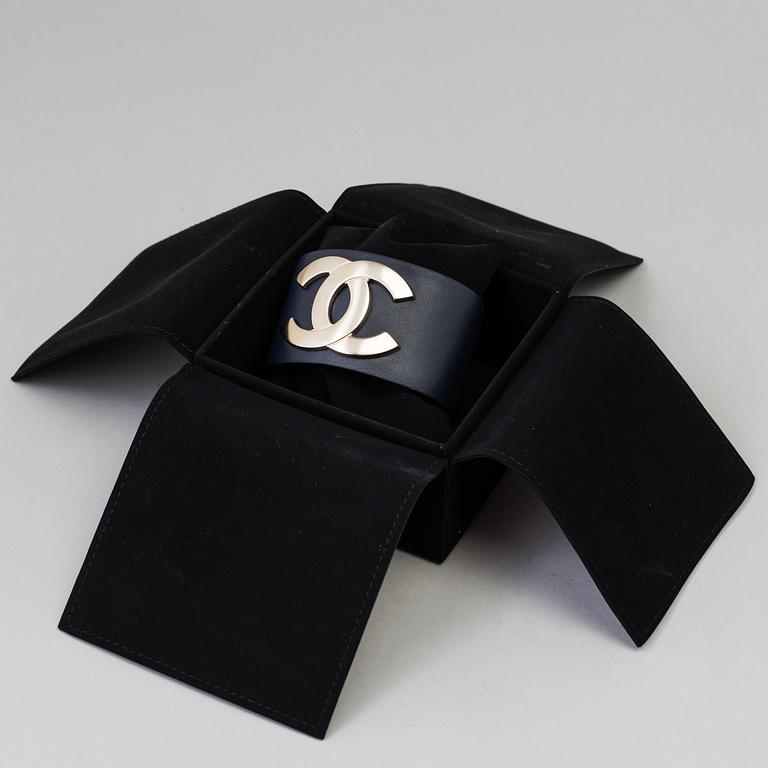 BRACELET/CUFF, Chanel, 2017.