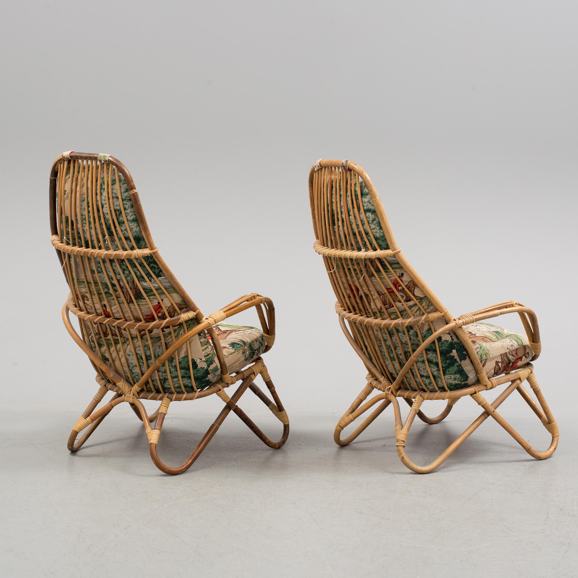 A table an a pair of easy chairs, second half of the 20th century.