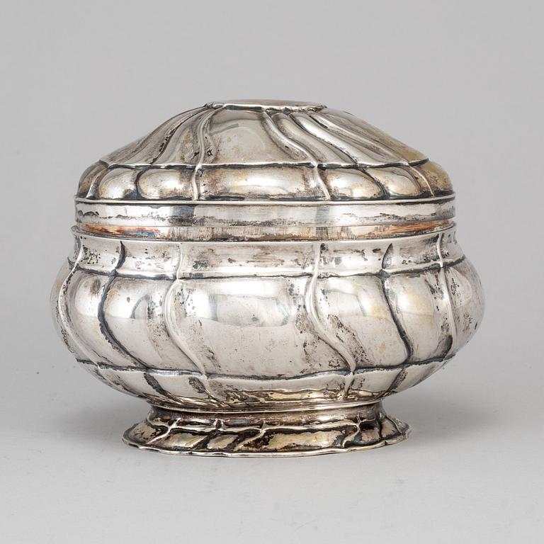 A silver sugar box, fantasy stamps, 19th / 20th century.