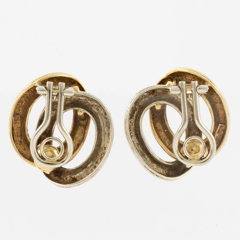 Earrings, a pair, 18K white gold and gold, Italian hallmark.