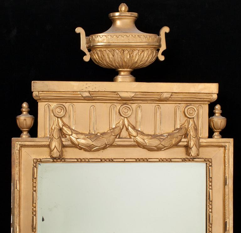 SPEGEL,  av Per Westin (bildhuggare och spegelmakare i Stockholm från 1776). Gustaviansk.