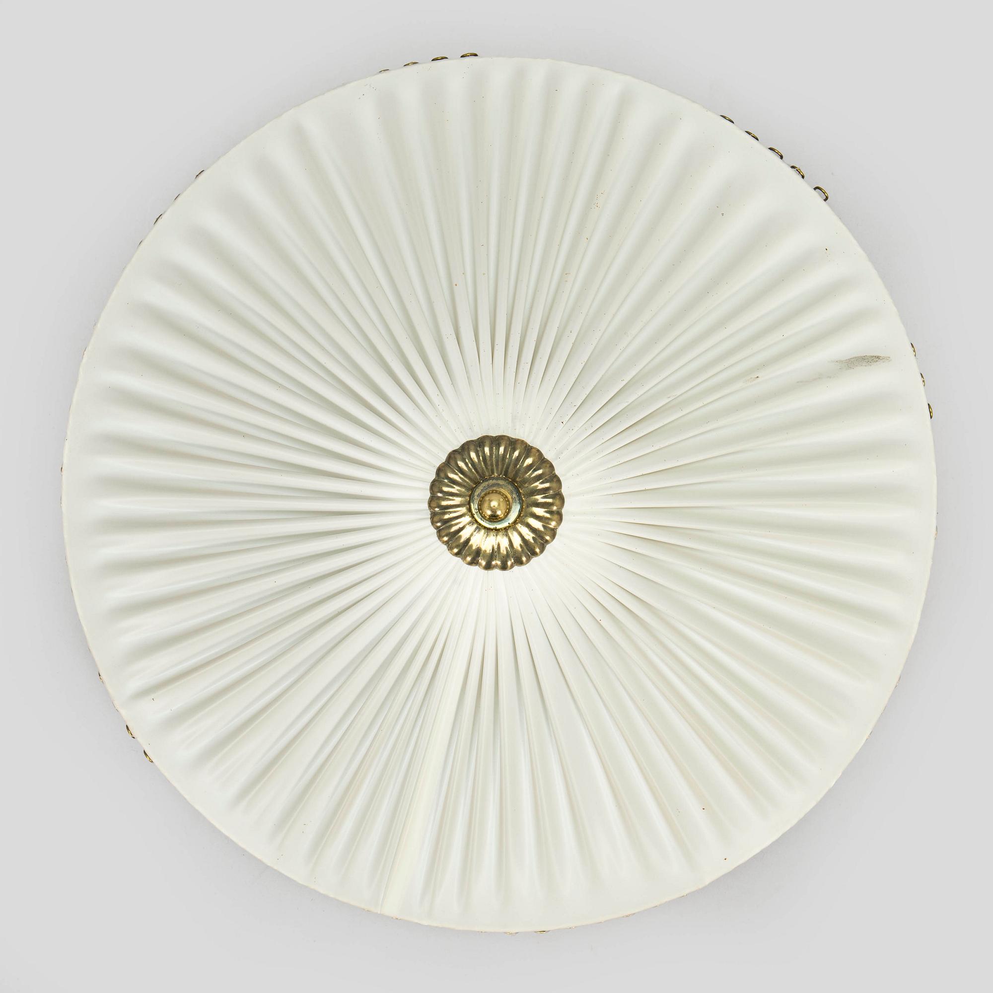 Kattovalaisin / Plafondi, malli K5-40, Idman 1900-luvun puoliväli.