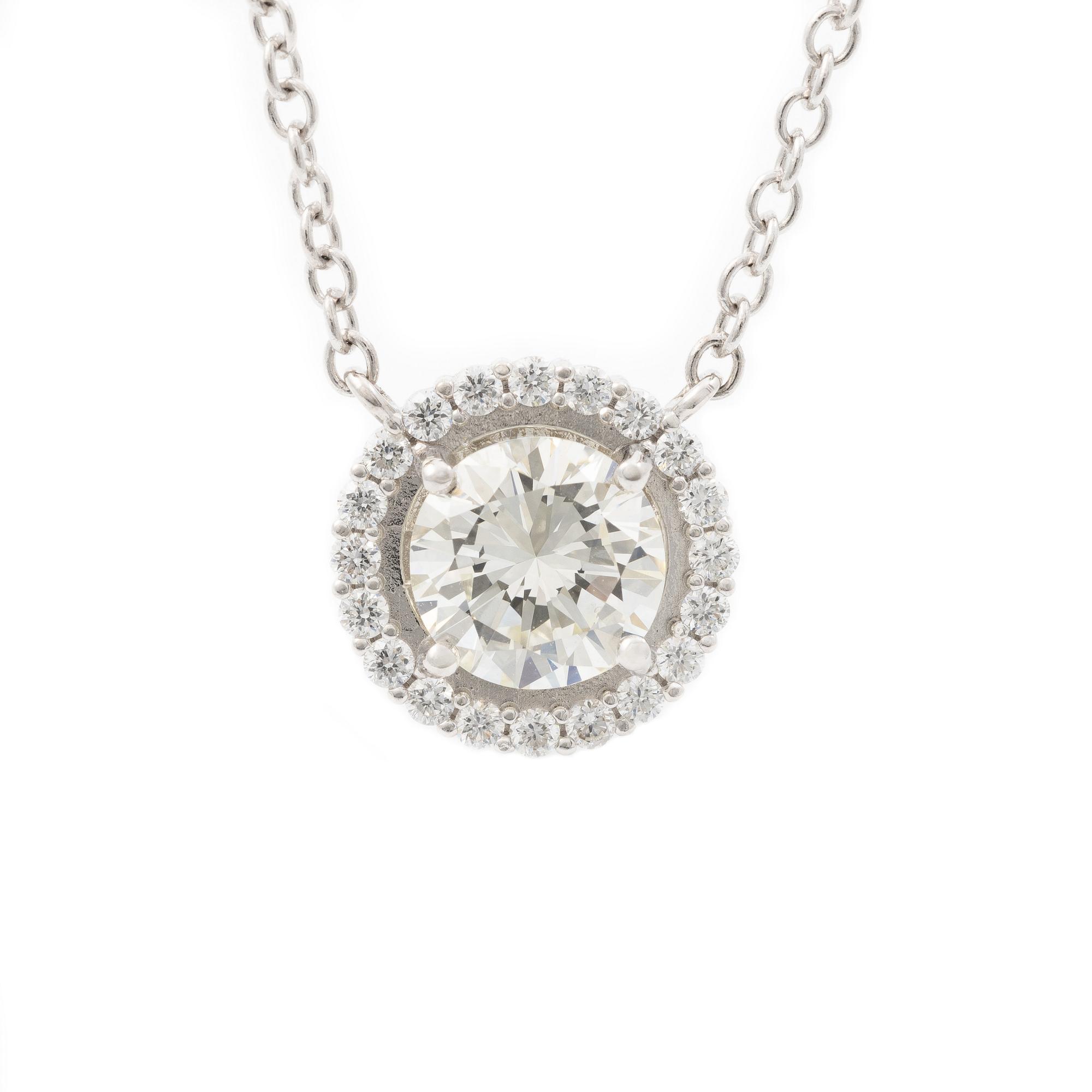 Necklace 18K white gold with brilliant-cut diamonds, accompanying report IGI.
