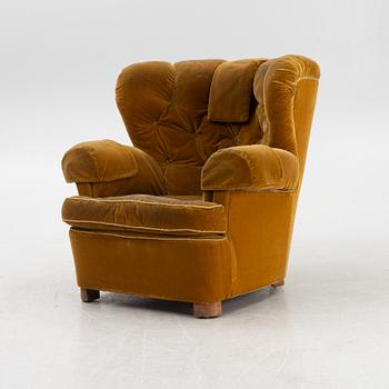 A generous Scandinavian Modern armchair, 1930's/40's.