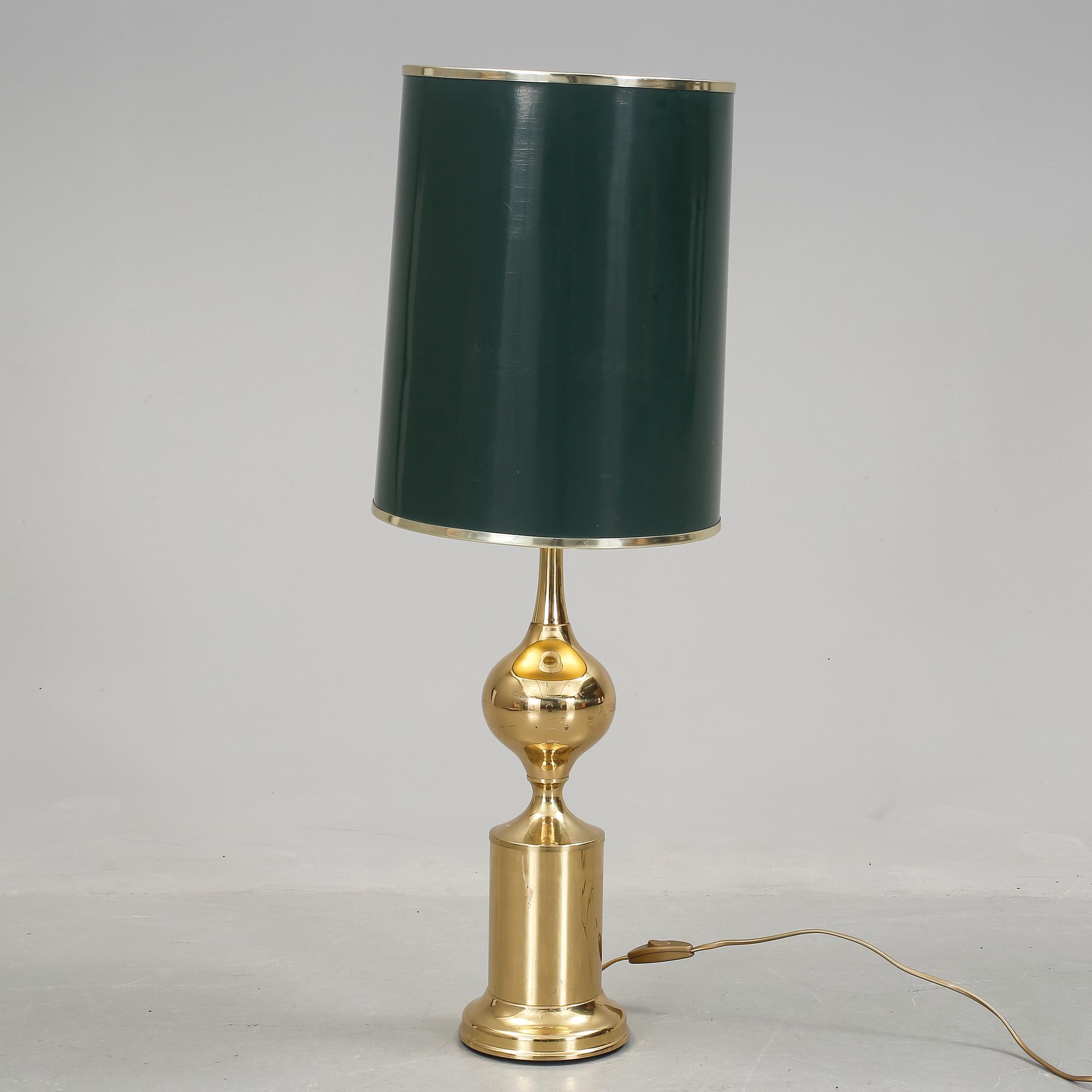 BORDSLAMPA, 1900-talets andra hälft.