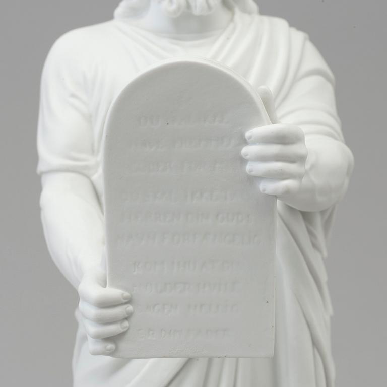 BERTEL THORVALDSEN, efter. SKULPTUR, biskvi. "Moses och stentavlorna". Bing & Gröndahl, Danmark, 1800-tal.