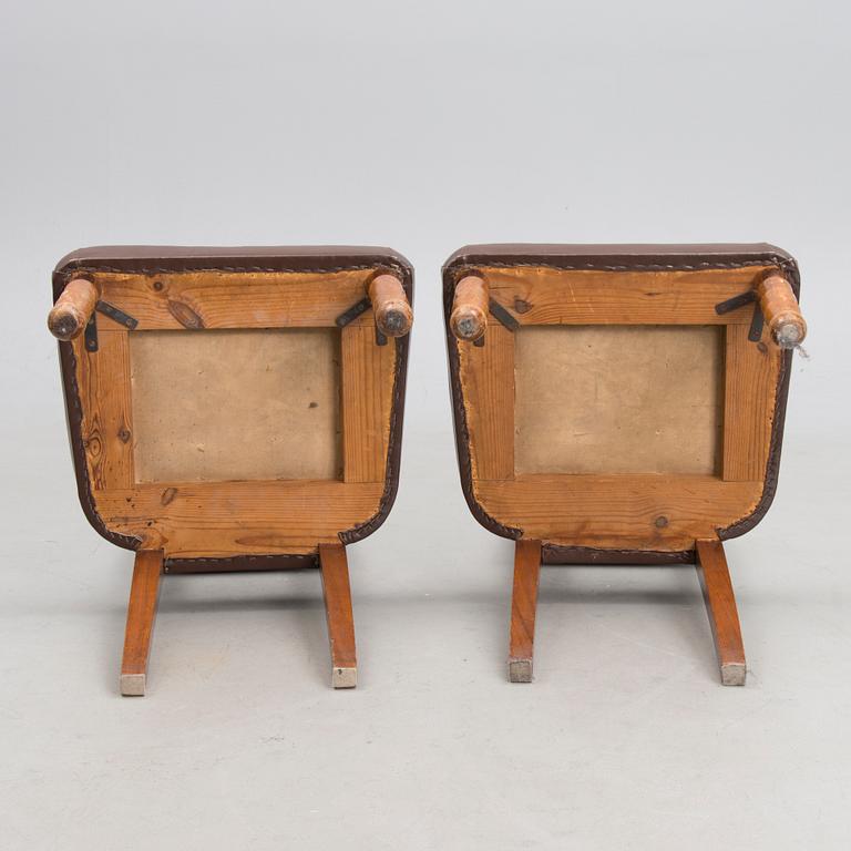 An early 20th century six-piece set of furniture by Armas Lindgren and Onni Tarjanne.