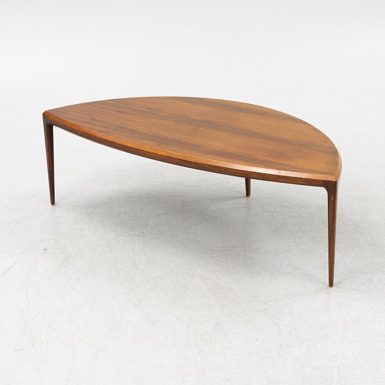 Johannes Andersen, a rosewood veneered coffee table, CF Christenson Silkeborg, Denmark, 1960's.