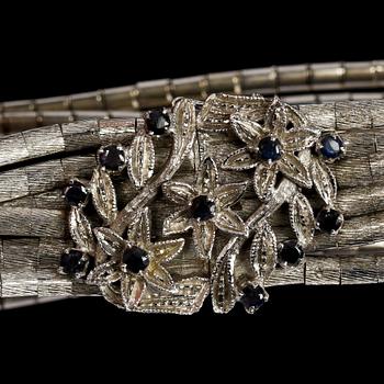 BRACELET, white gold with blue sapphires.