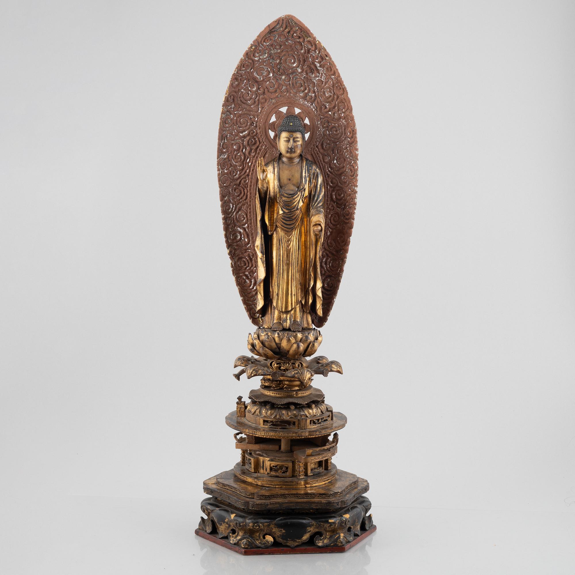 Buddha, bemålat och lackat trä, Japan, Meiji (1868-1912).