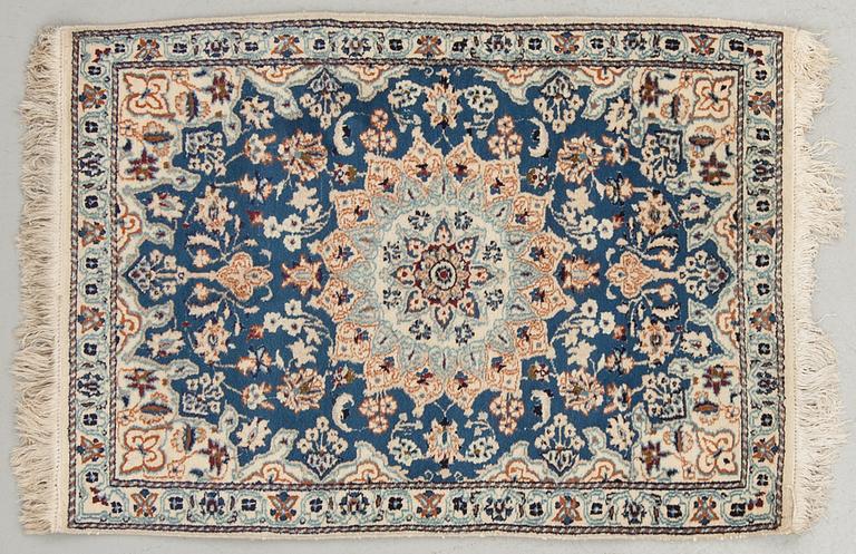 MATTA, old, Nain, part silk, ca 132 x 94 cm.