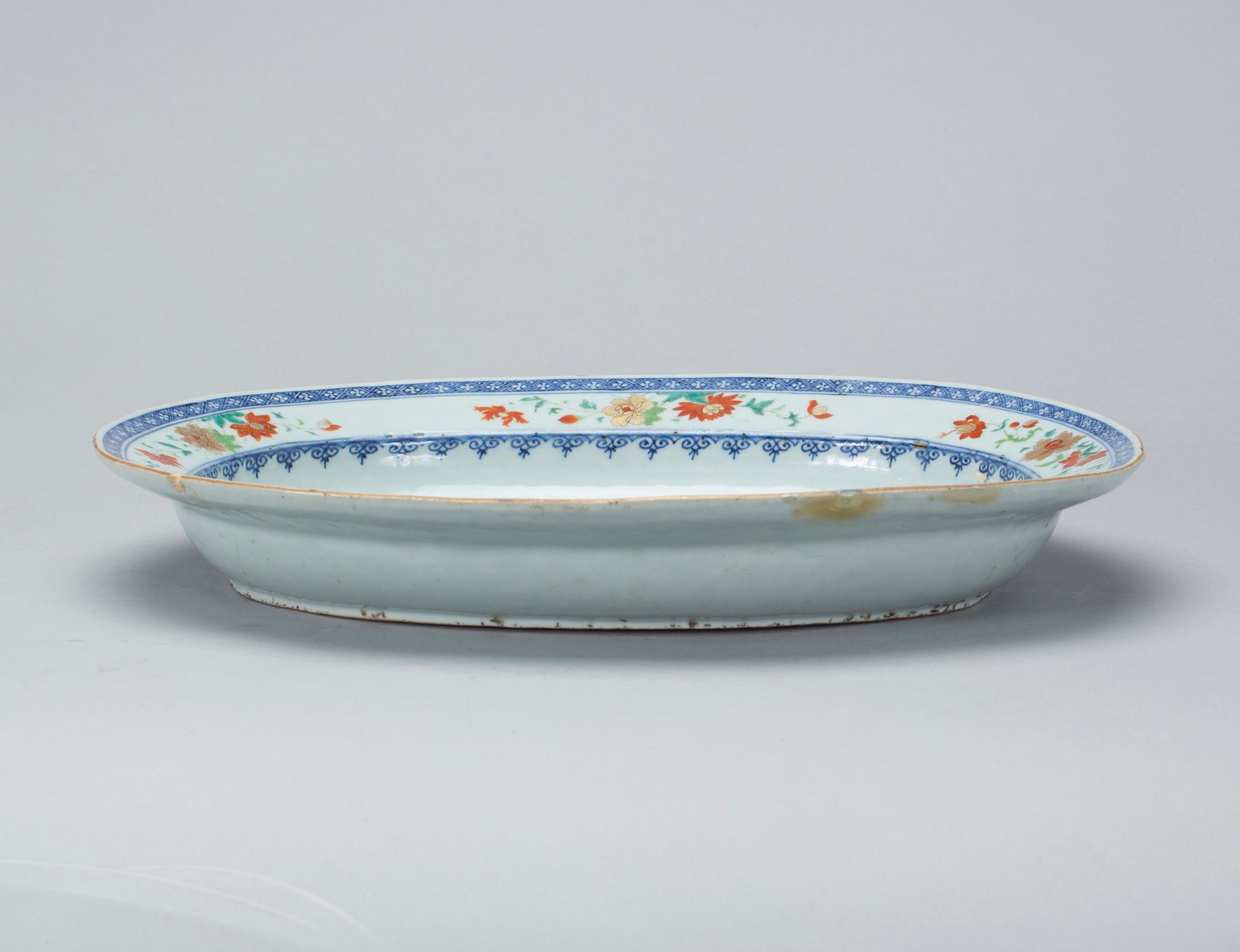 STEKFAT, porslin, Kina, 1700-tal.
