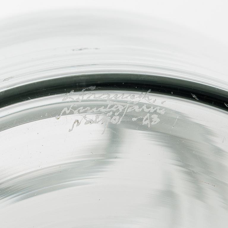 Kaj Franck, a decanter signed K. Franck, Nuutajärvi Notsjö -63.