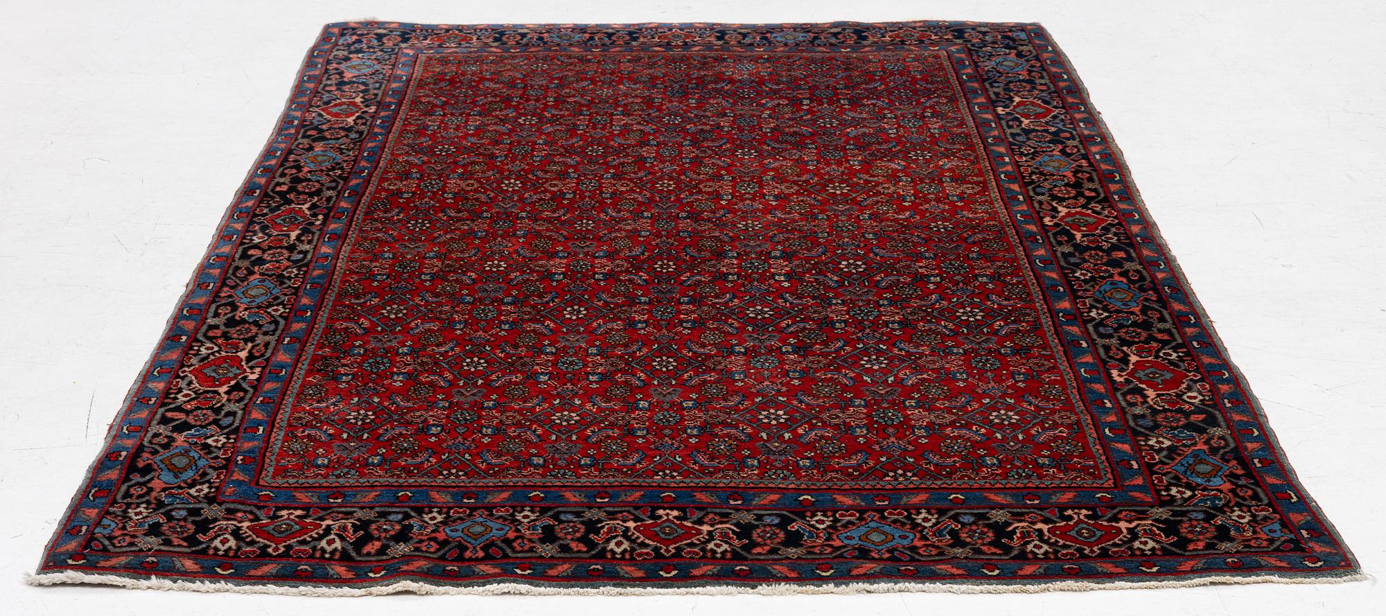 Matta, orientalisk, ca 212 x 136 cm.