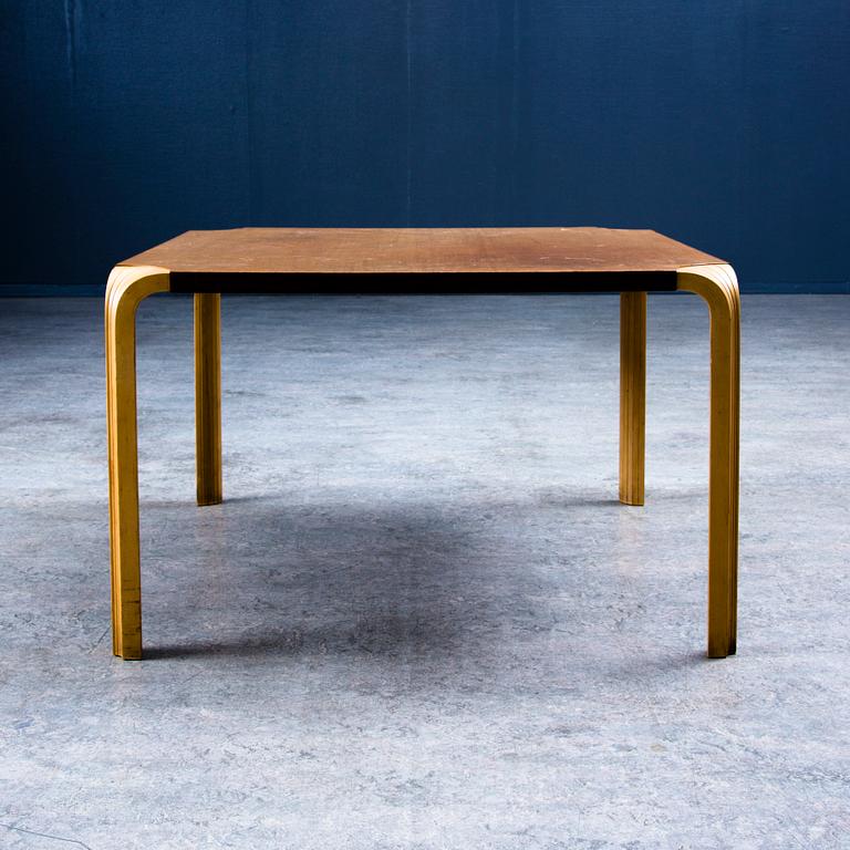 ALVAR AALTO, X-JALKAINEN PÖYTÄ. 1960-luku.