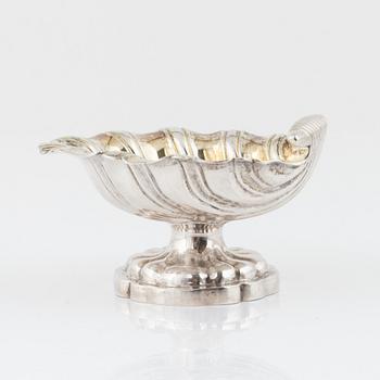 A silver salt cellar, Probably England, 19th/20th  century.