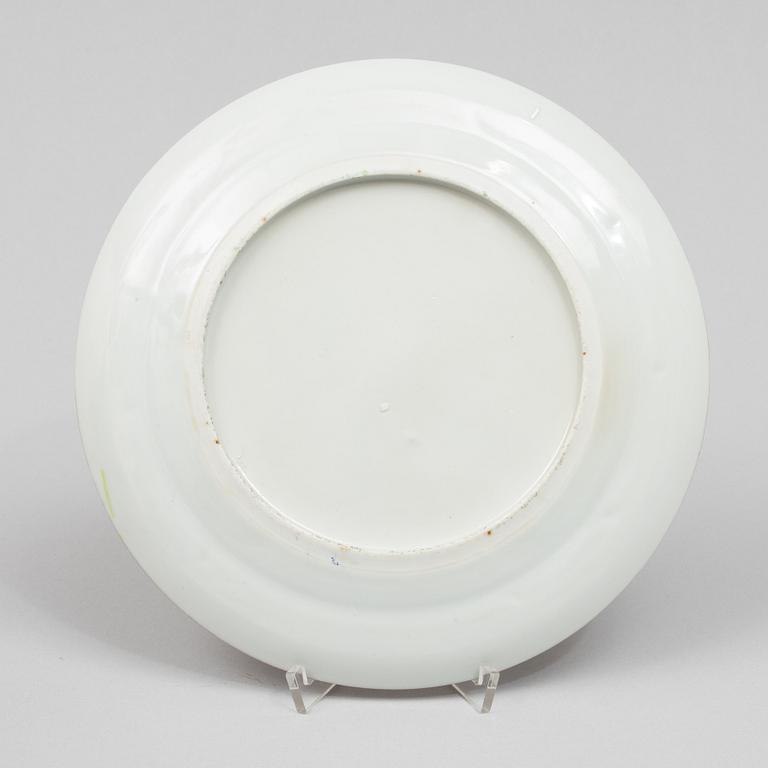 A set of three porcelain plates and a side plate, China, Canton, 19th century.