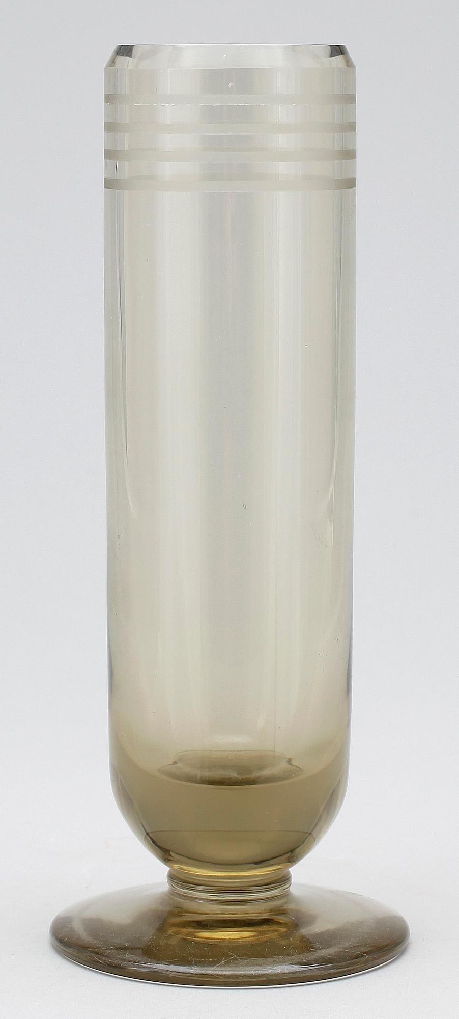 VAS, glas, Art deco, Elis Bergh, Kosta, sign o dat 1937. "Xg 940".