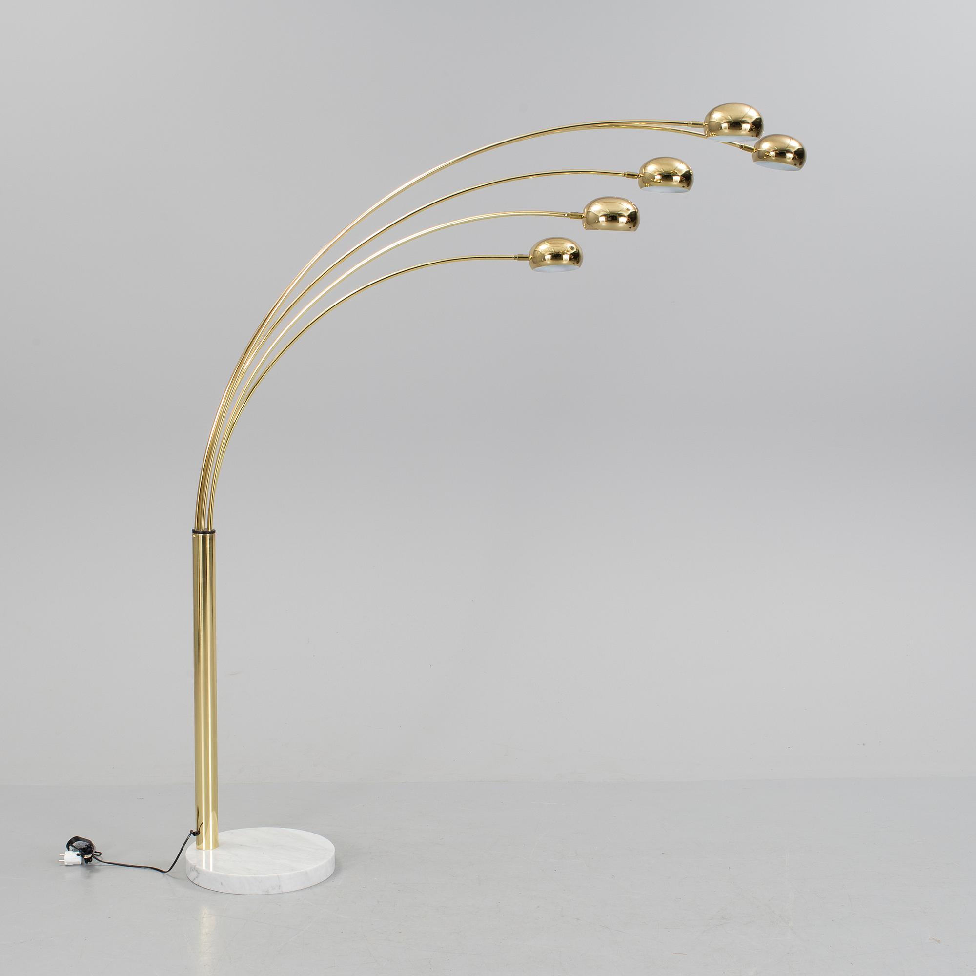 GOLVLAMPA, Qvist & Co, Fellingsbro, 1900-talets andra hälft.