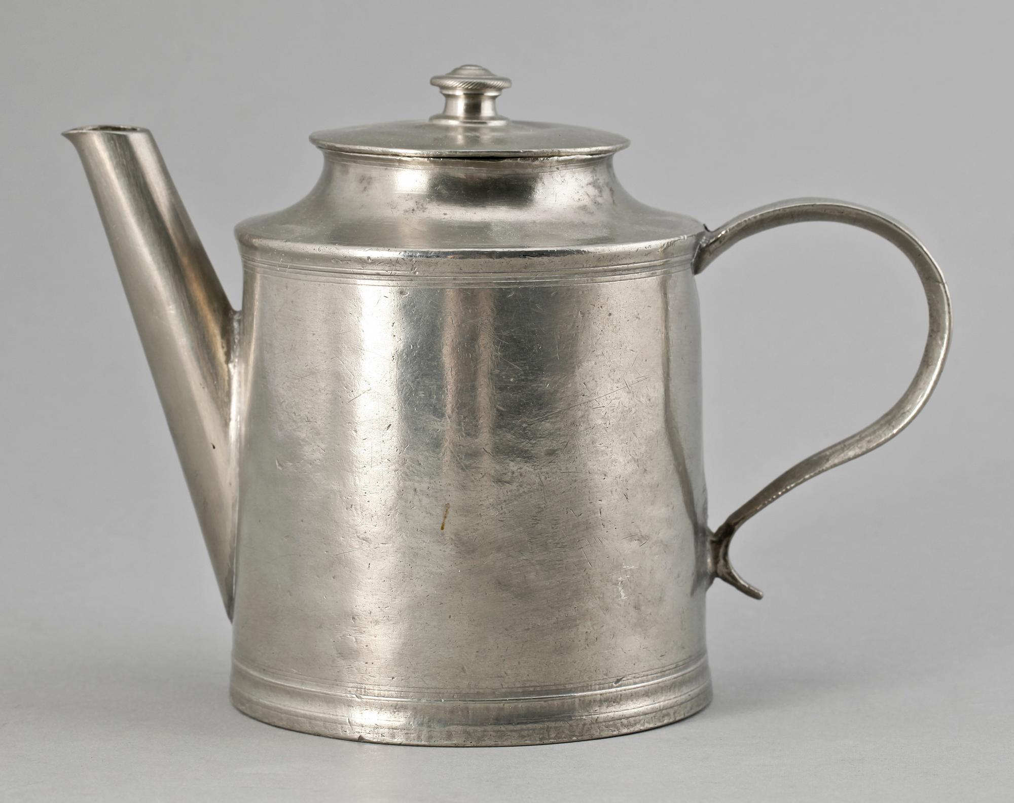 TEKANNA, tenn, 1800-talets mitt.