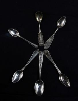 TE-, KAFFE- OCH MOCCASKEDAR ca 70 delar. Silver.