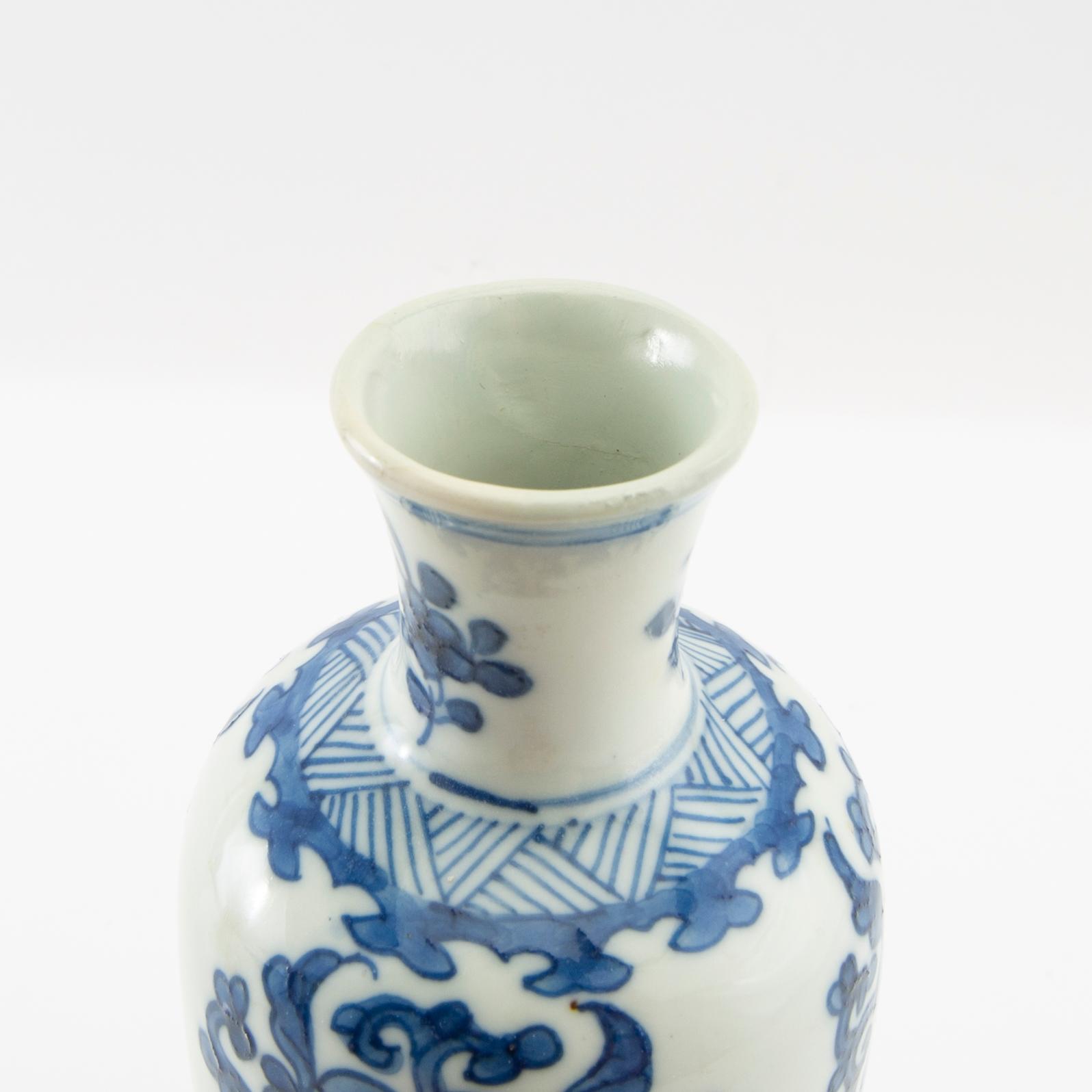 Vase China Kangxi (1662-1722) porcelain.